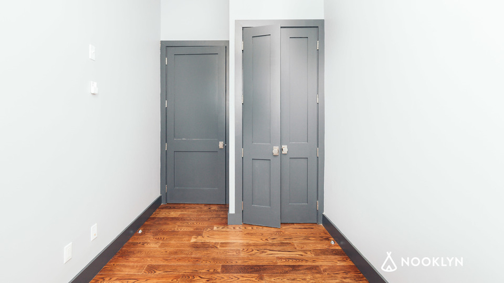 269 Meserole Street - Photo 8