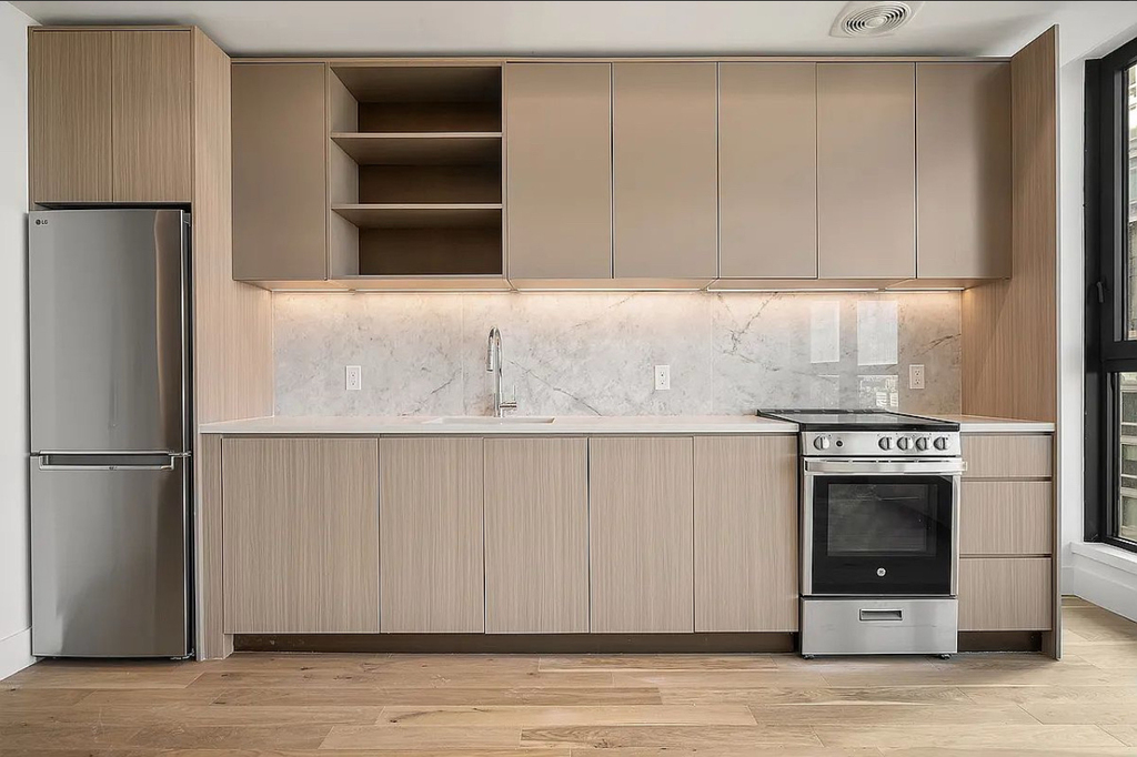 Rockwell Place - Photo 1