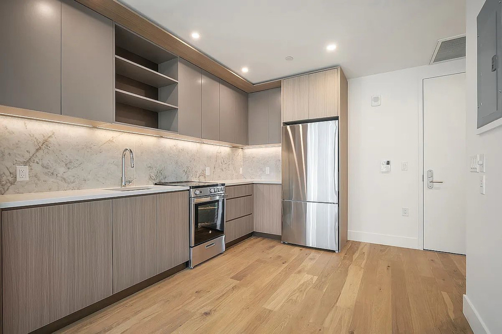 Rockwell Place - Photo 1