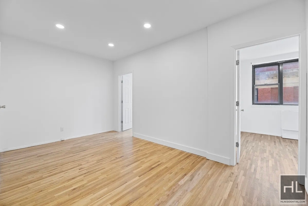 East 37th Street - Photo 8
