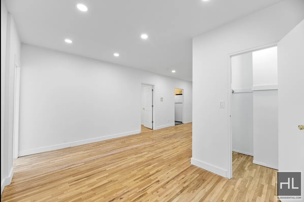 East 37th Street - Photo 6