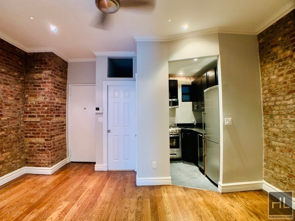 East 32nd Street - Photo 2