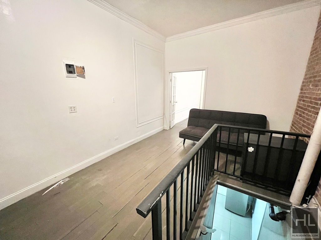 East 83rd Street - Photo 3