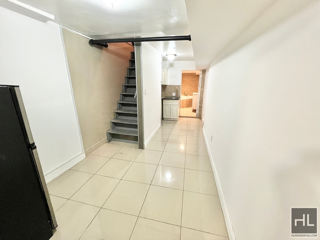 East 83rd Street - Photo 5
