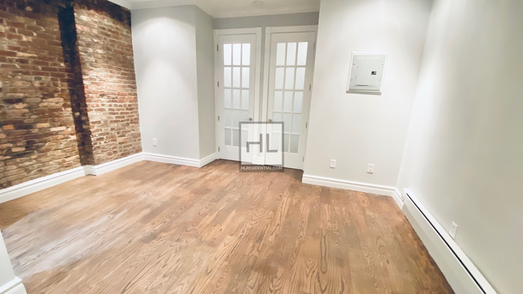East 32nd Street - Photo 7