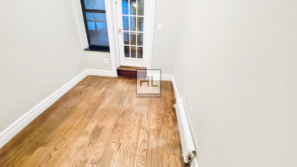East 32nd Street - Photo 12