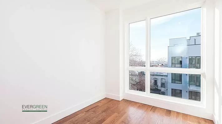 406 Cornelia Street - Photo 2