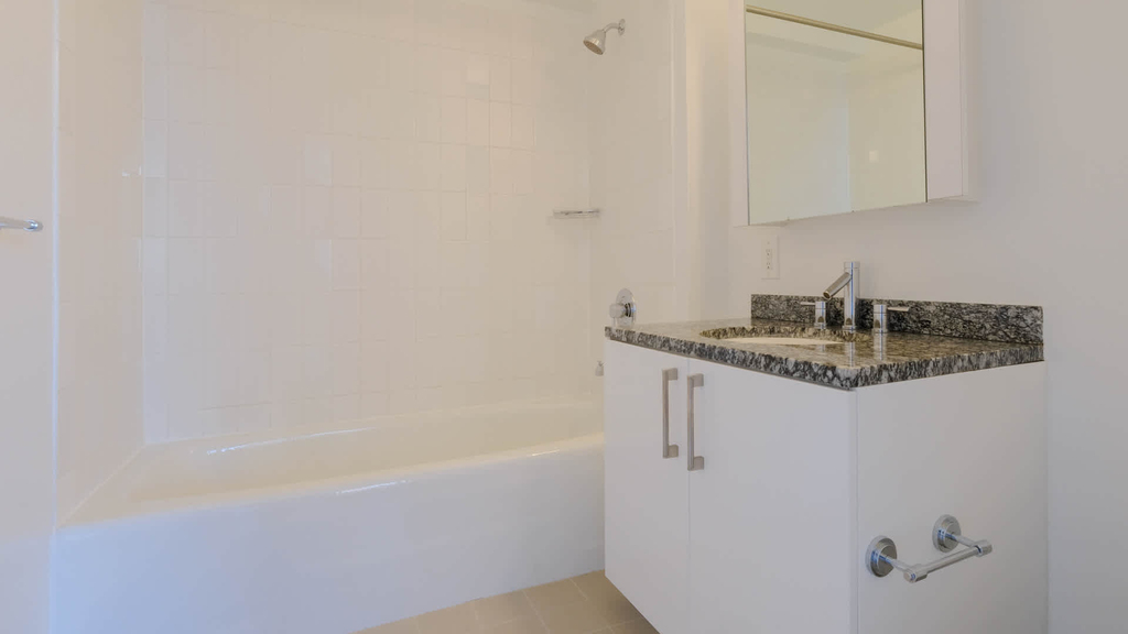 111 Lawrence Street - Photo 40