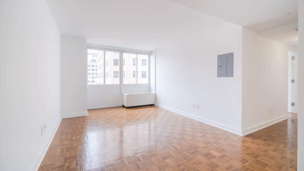 111 Lawrence Street - Photo 6