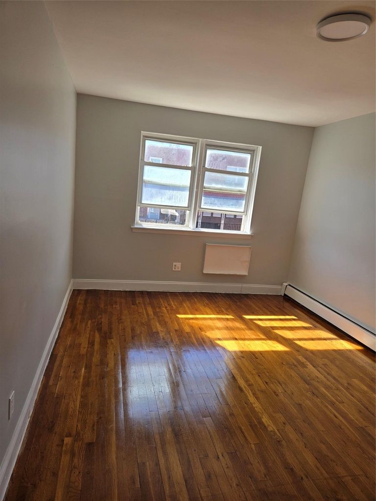 544 E 81st Street - Photo 8