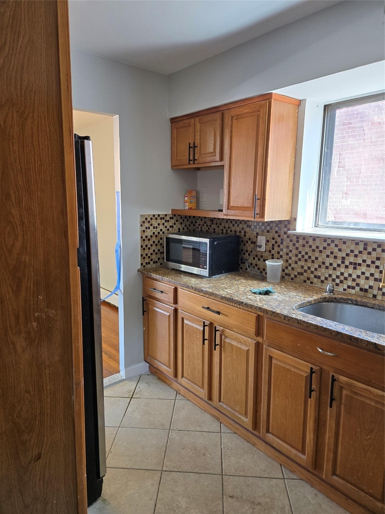 544 E 81st Street - Photo 0
