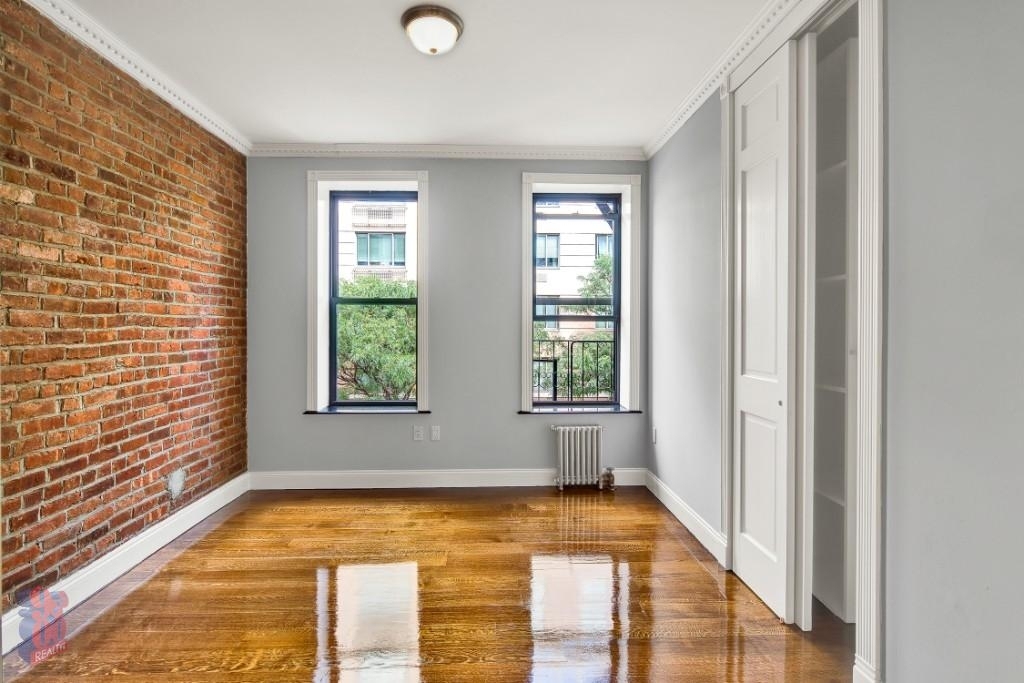 334 East 100th Street - Photo 6