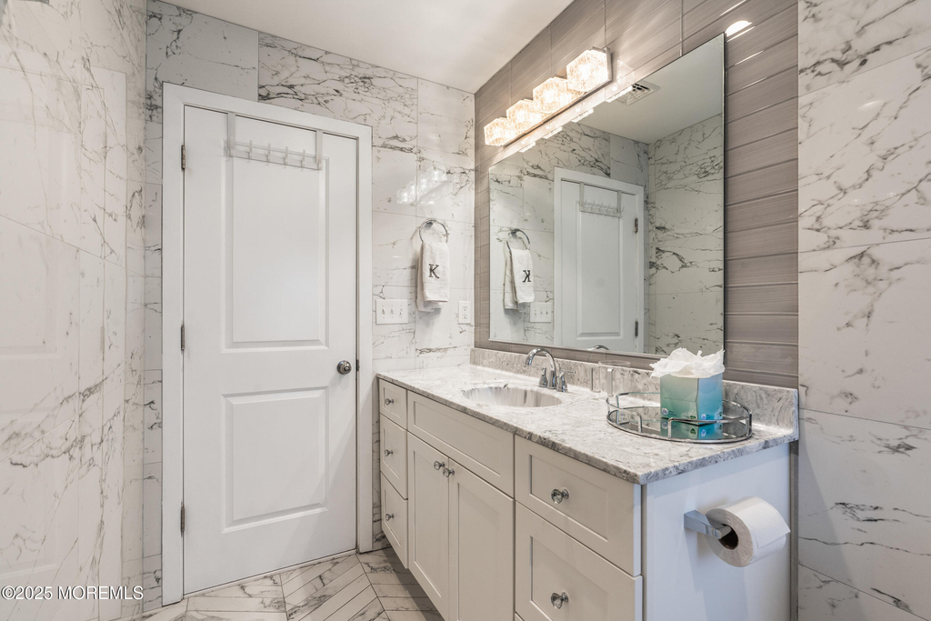 866 Red Oaks Drive - Photo 18