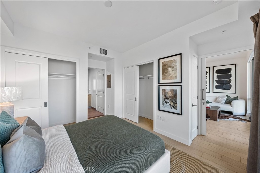 400 S Broadway - Photo 4