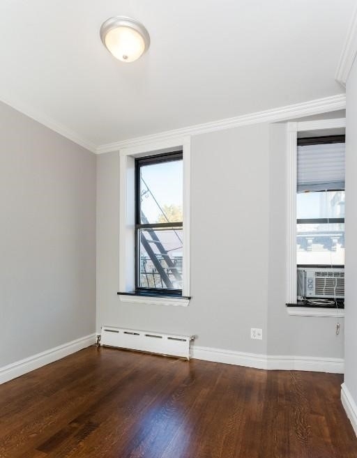 336 East 18th Street - Photo 1