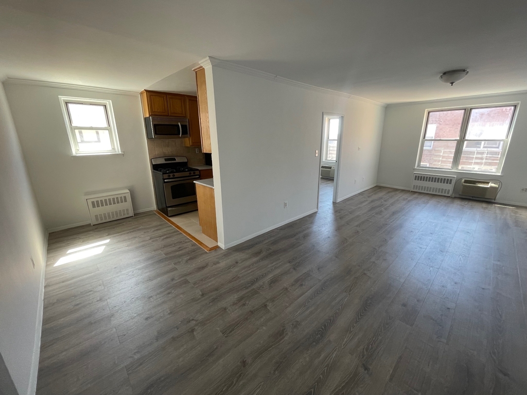 4430 Douglaston - Photo 6