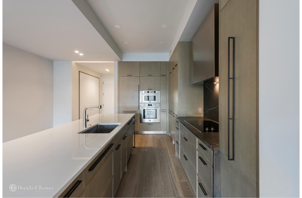 90 Lexington Ave - Photo 1