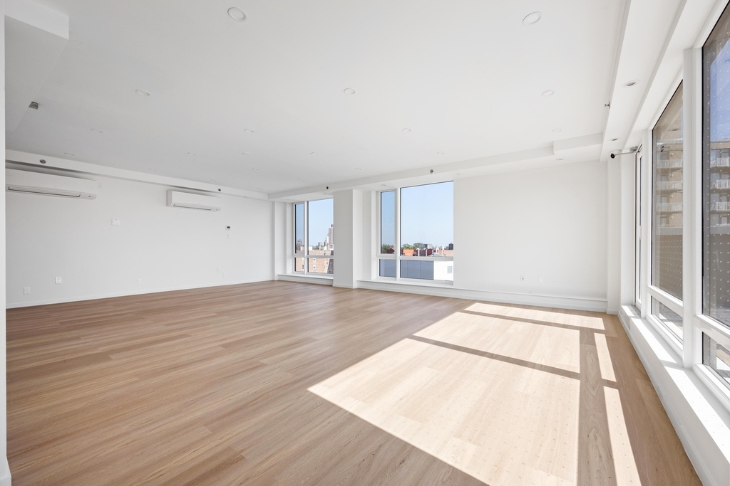 82-77 116th Street - Photo 4