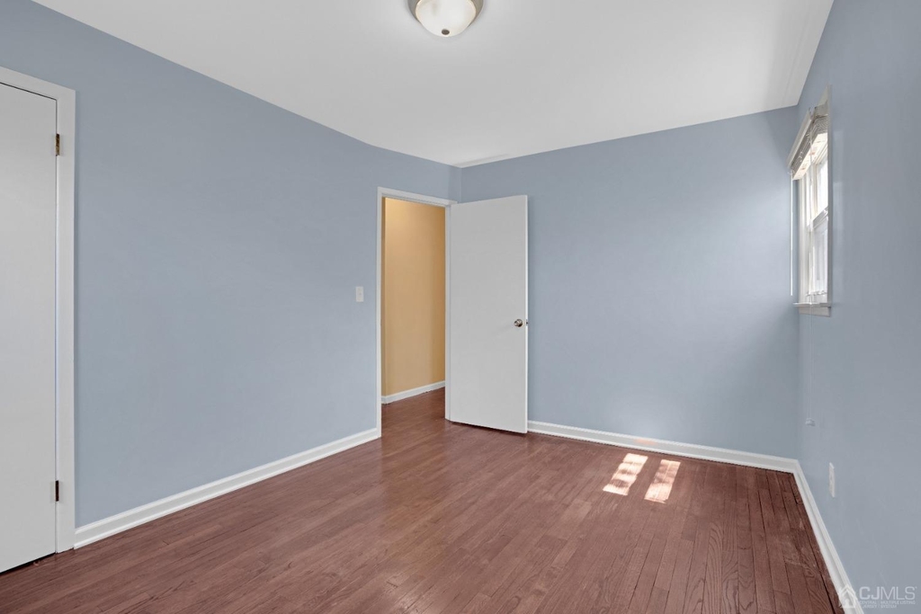 21 Westbury Road - Photo 13