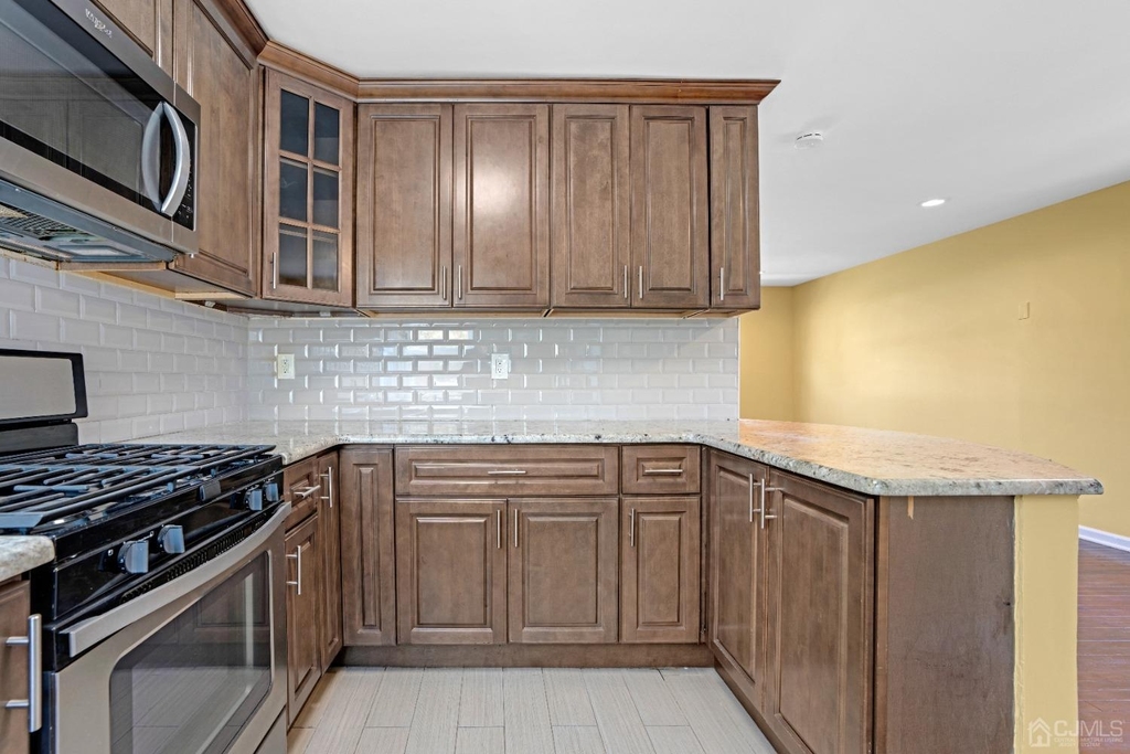 21 Westbury Road - Photo 4