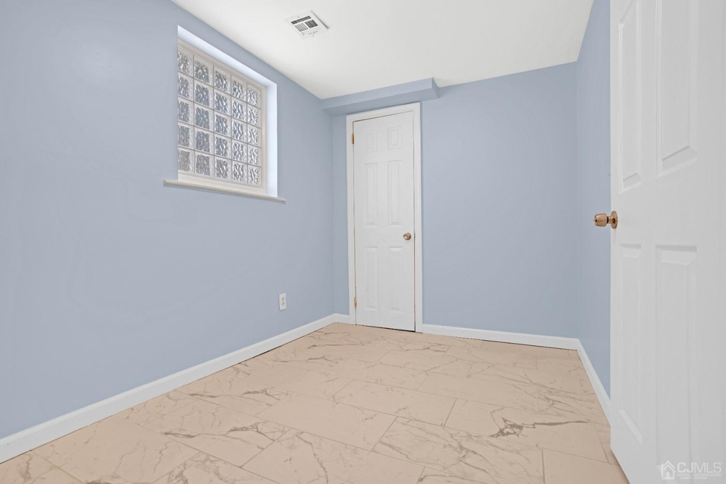 21 Westbury Road - Photo 21