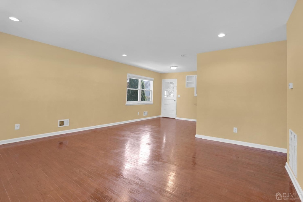 21 Westbury Road - Photo 9