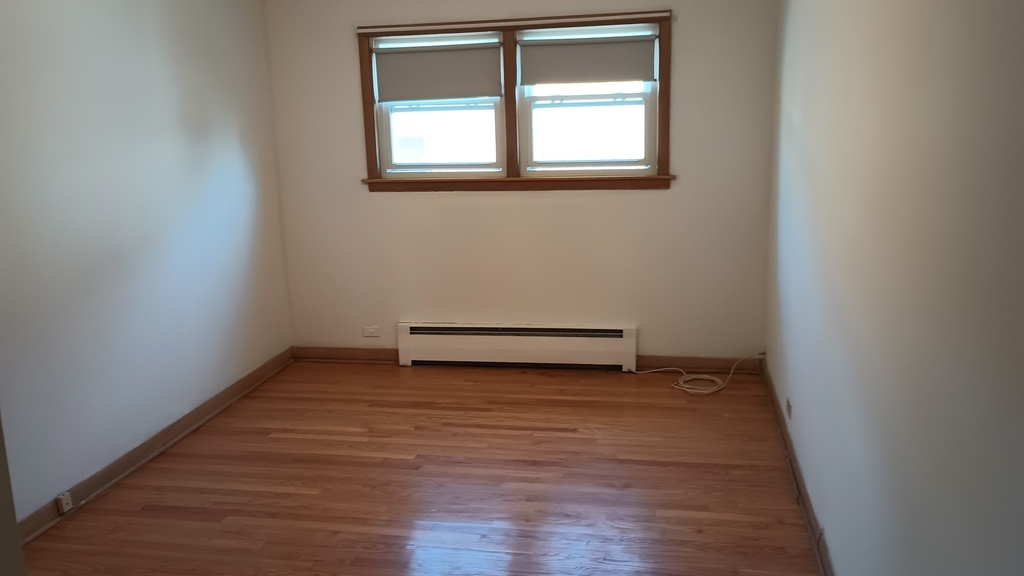 4950 Greenwood Street - Photo 6