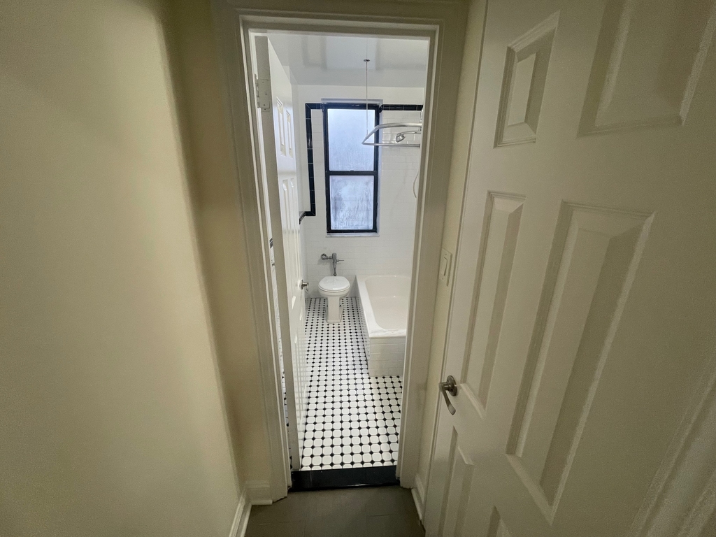 36-19 167th Street - Photo 8