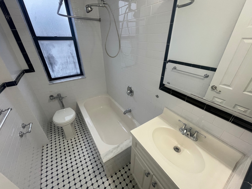 36-19 167th Street - Photo 9