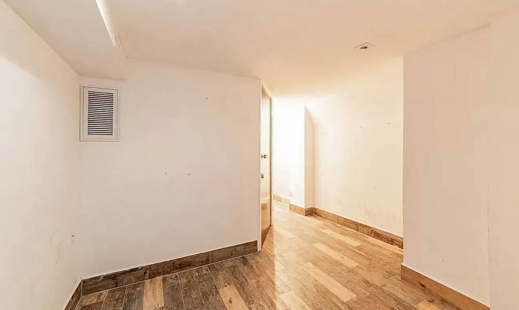 1066 Putnam Avenue - Photo 8