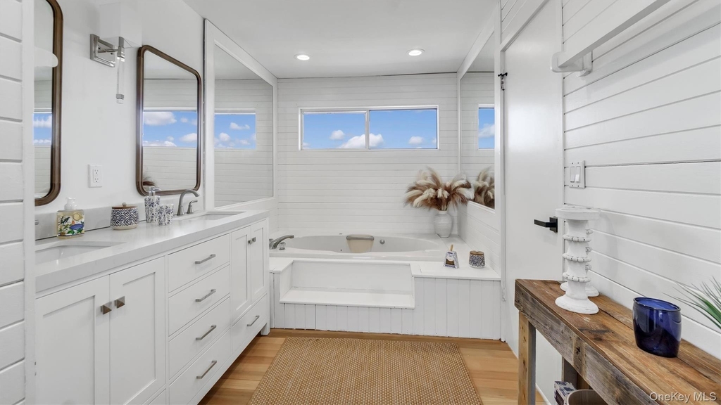 552 Dune Road - Photo 17