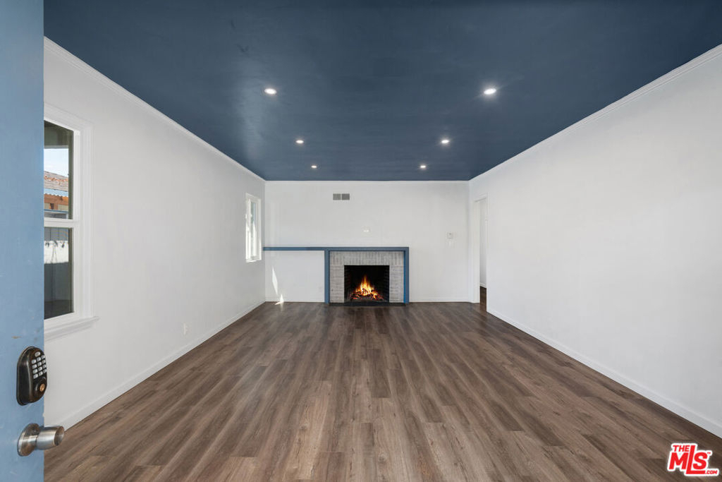 1315 Grant Street - Photo 4