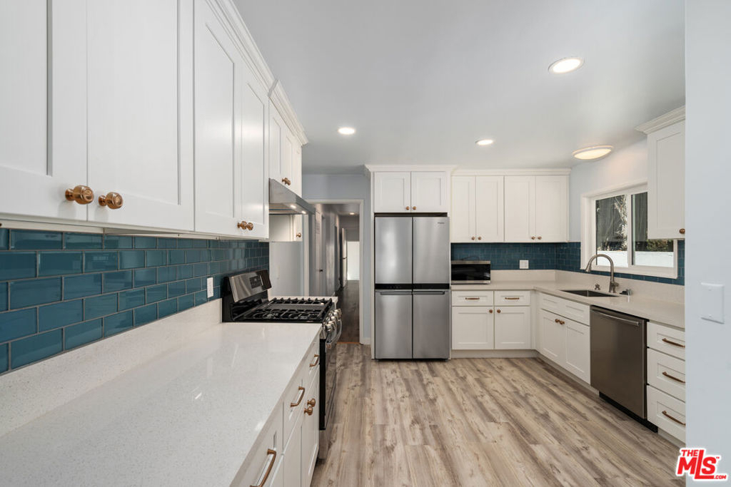 1315 Grant Street - Photo 7