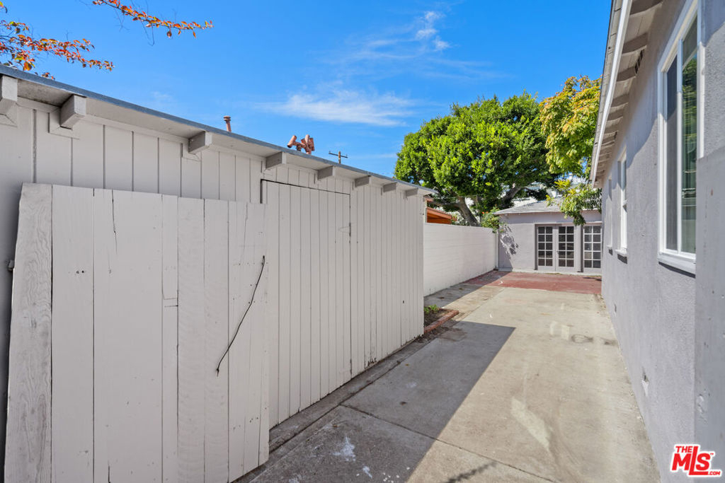 1315 Grant Street - Photo 18