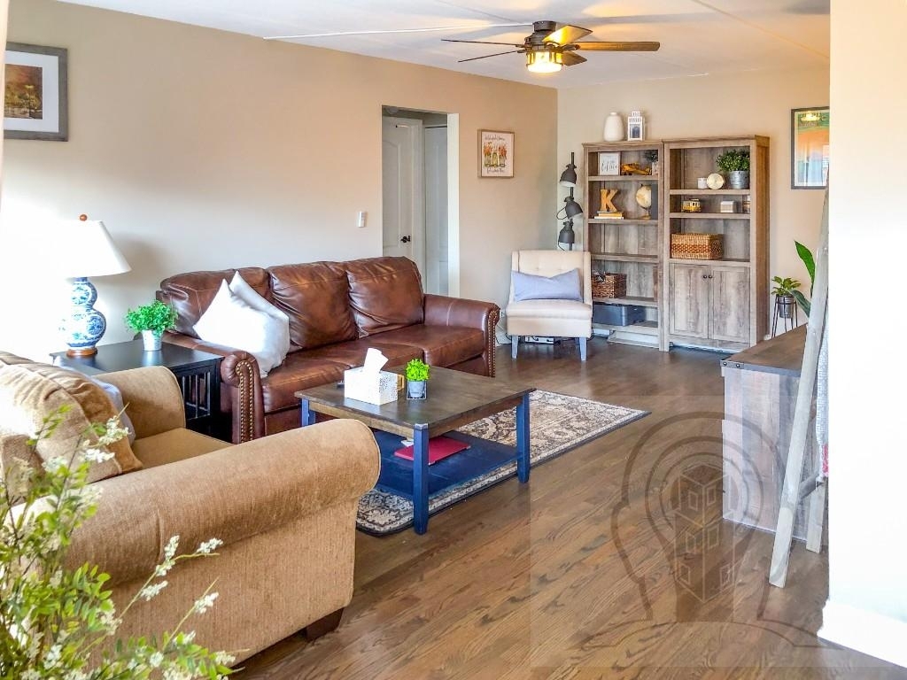 7117 West 93rd Street - Photo 0