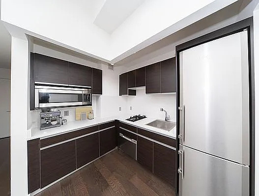 116 John Street - Photo 2