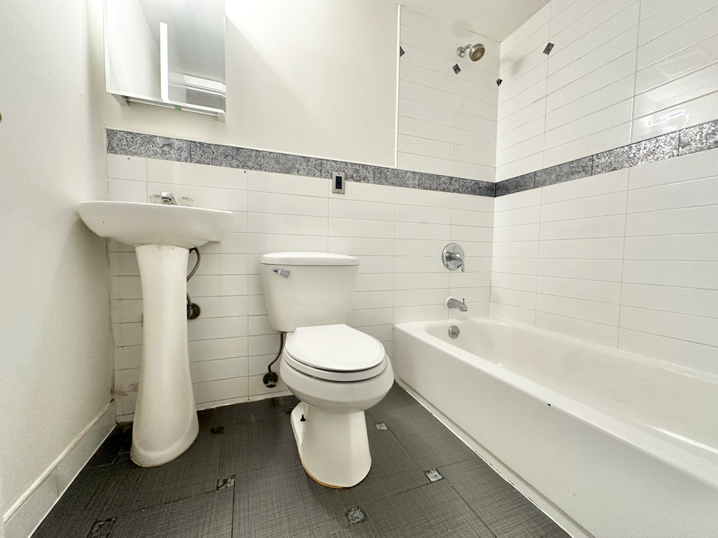 1145 Dean Street - Photo 6