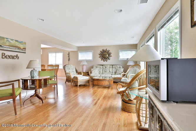127 Trenton Avenue - Photo 8