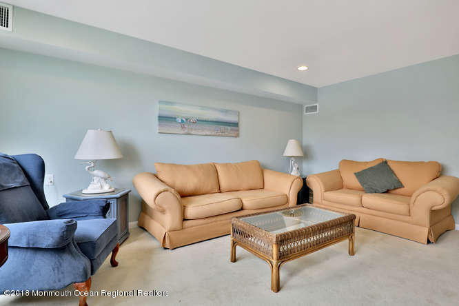 127 Trenton Avenue - Photo 11