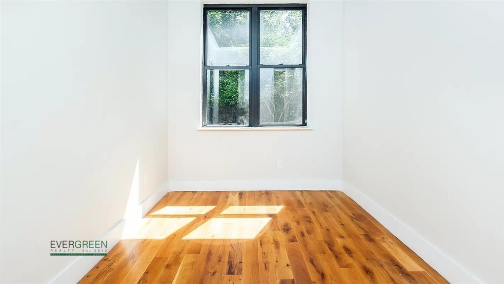 186 Wilson Avenue - Photo 4