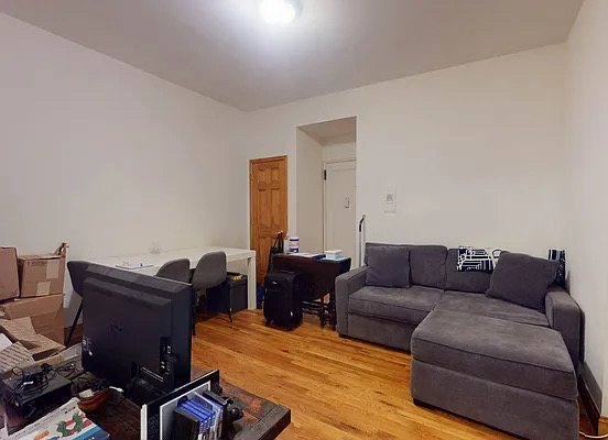 West 85th Street - Photo 3