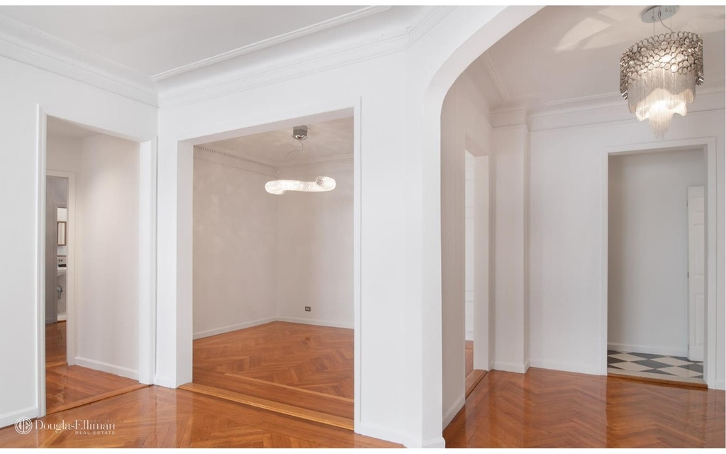 575 W End Ave - Photo 3