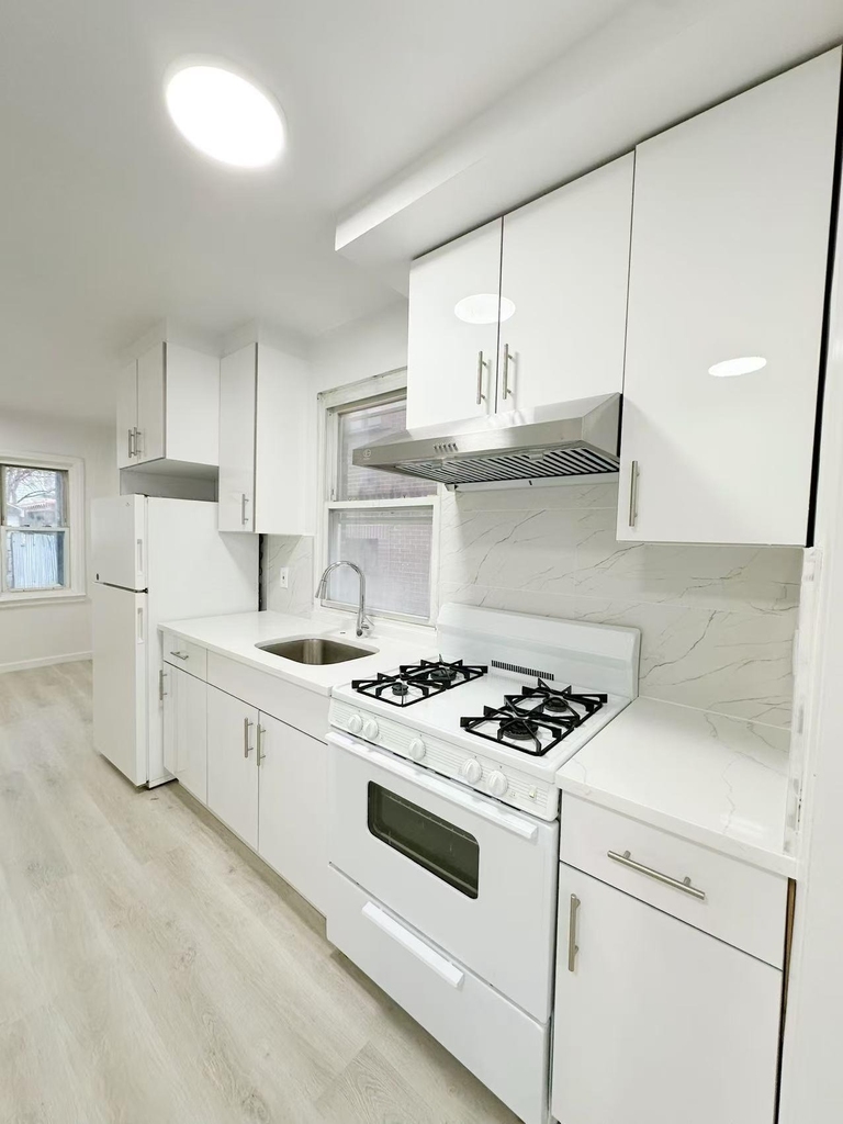 45-31 163rd Street - Photo 3