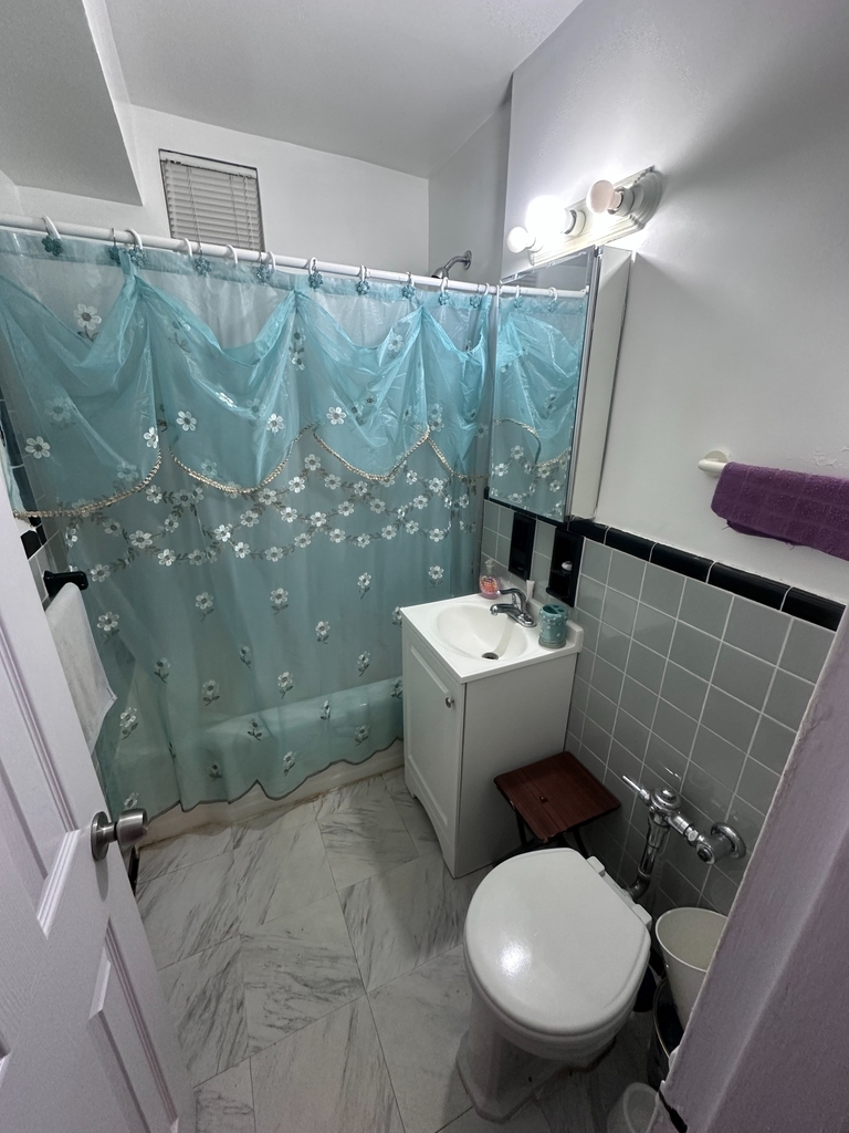 83-35 139 Street, Briarwood - Photo 11