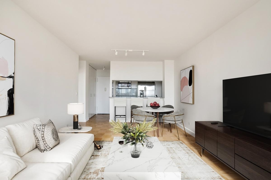 West 60th Street - Photo 0