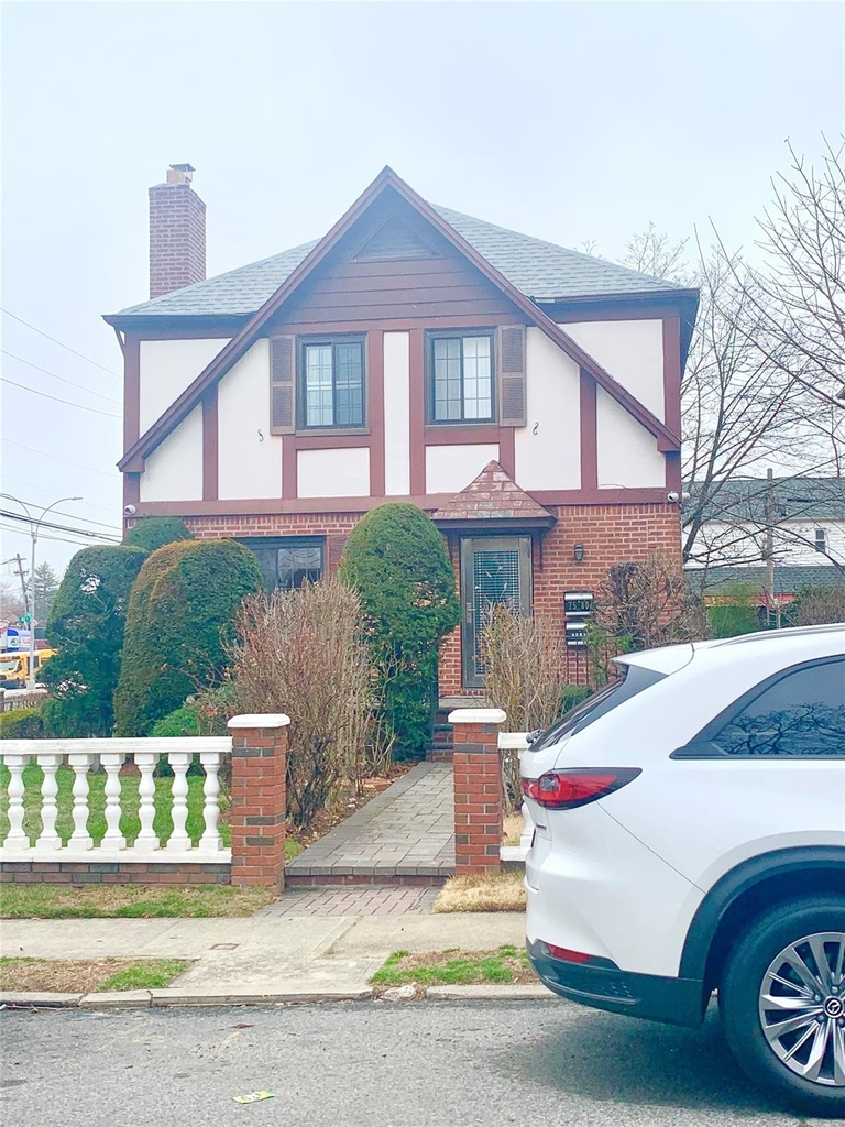 184th Street - Photo 1