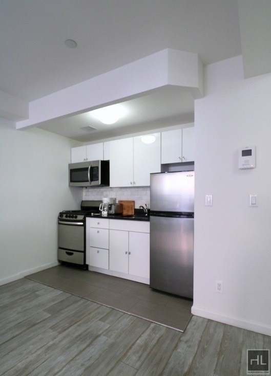 West 48 Street - Photo 10