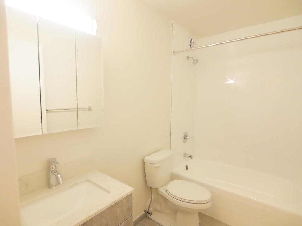 70 East 12th Street - Photo 11