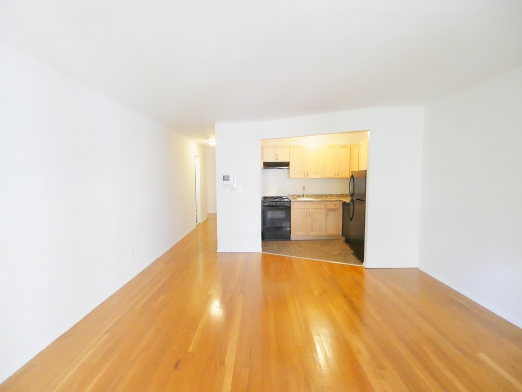 70 East 12th Street - Photo 17