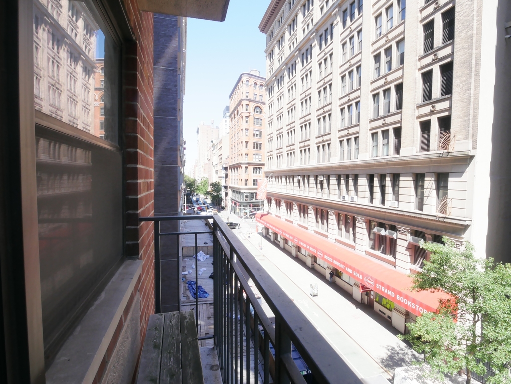70 East 12th Street - Photo 14